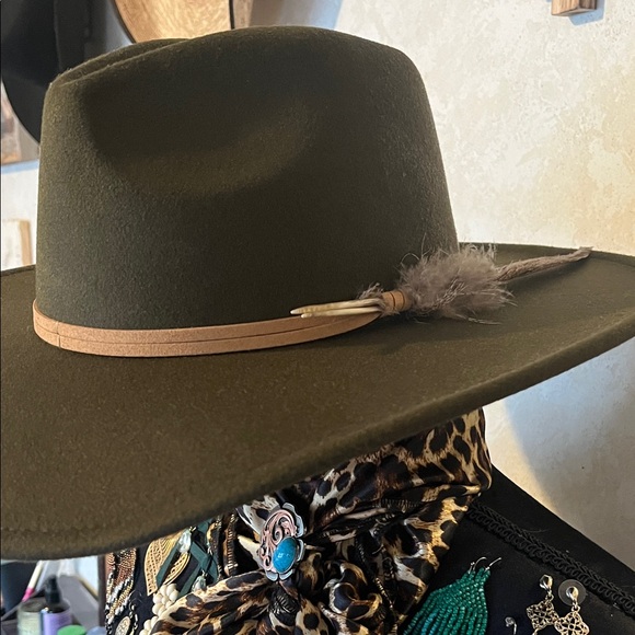 Cato wide brimmed Hat with Feather Accent - Picture 3 of 5